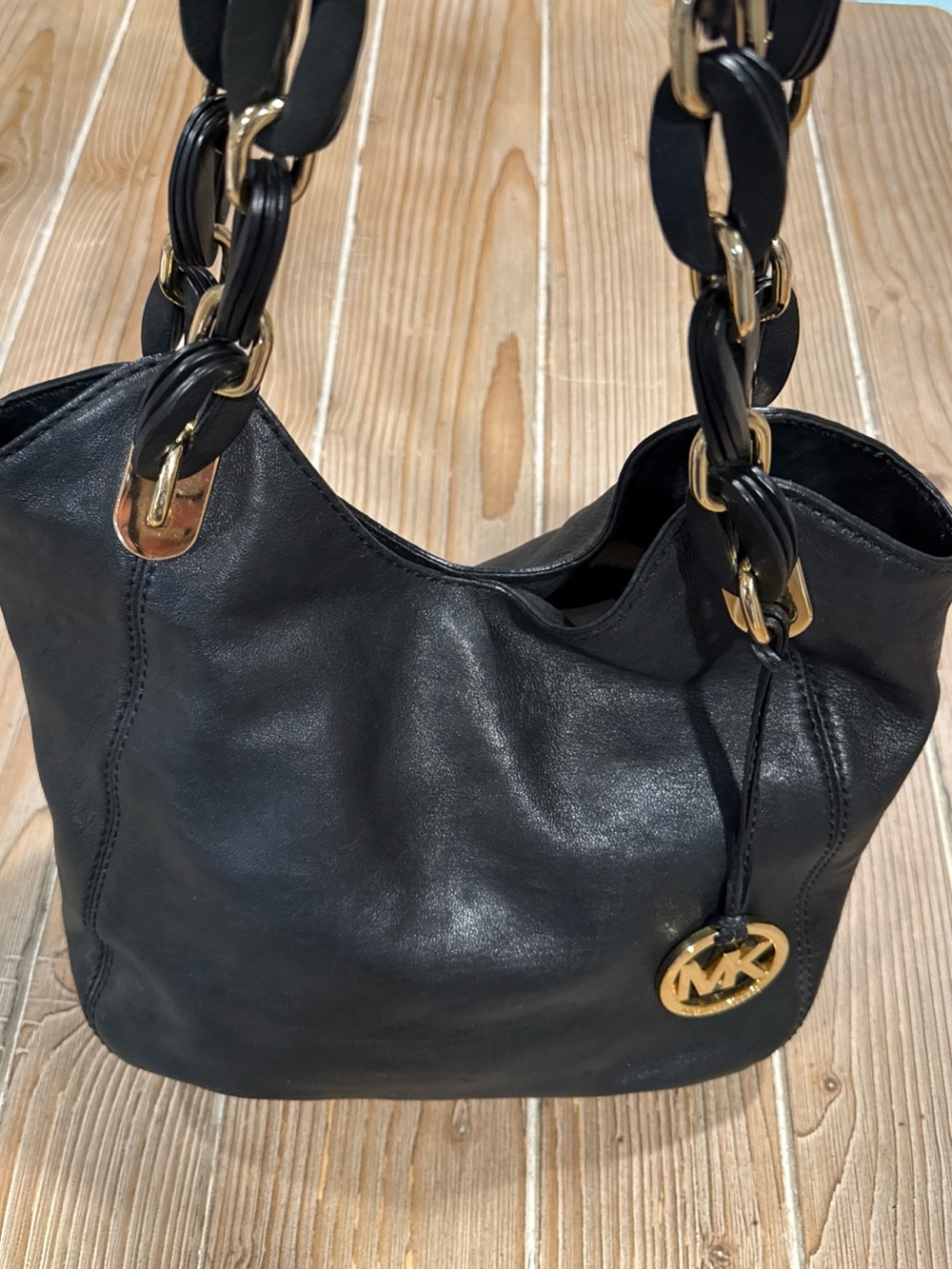 Michael Kors Indie Black Leather Slouchy Hobo  Bag Gold Intertwined Chain Link